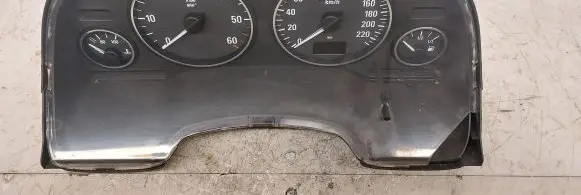 Opel Zafira A Speedometer (instrument cluster) 24461768