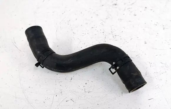 Subaru Outback (BS) Engine coolant pipe/hose