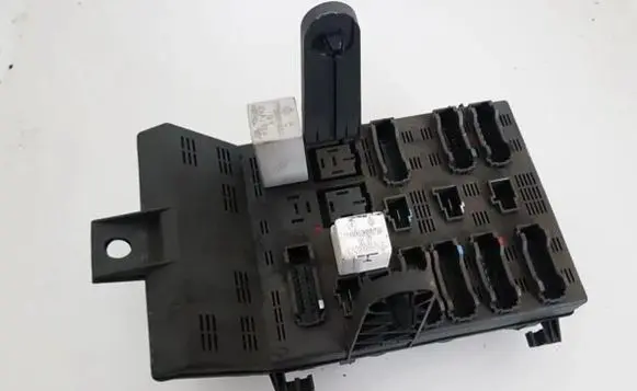 Renault Laguna I Fuse box set 7703197962m