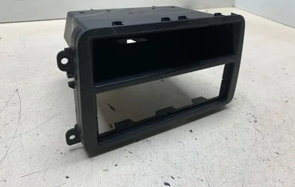 Volkswagen Golf VI Radio/GPS head unit trim 1K0857058A