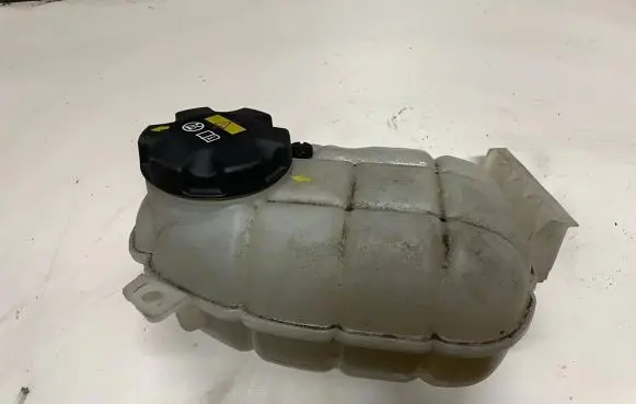 BMW 4 F36 Gran coupe Coolant expansion tank/reservoir 7642160