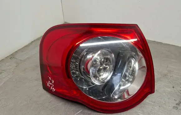Volkswagen PASSAT B6 Rear/tail lights