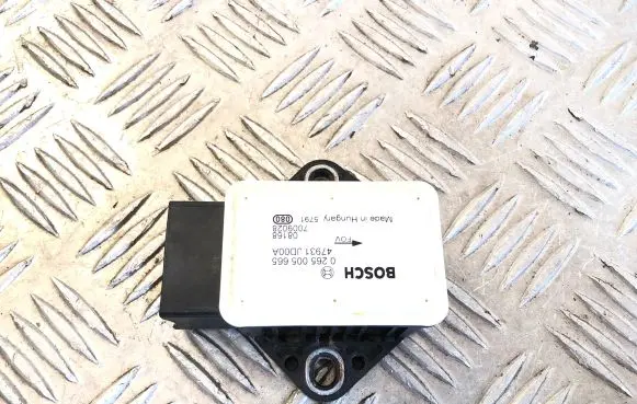 Nissan Qashqai ESP acceleration yaw rate sensor 0265005665 7009028