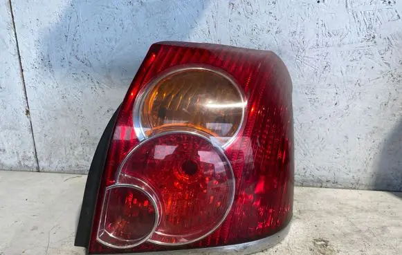 Toyota Avensis T250 Rear/tail lights