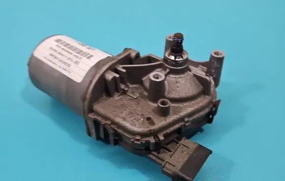 Hyundai Elantra VI Wiper motor IMPRK1496531