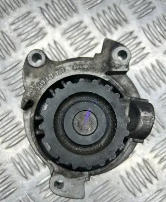 Volvo 850 Water pump 074121019C