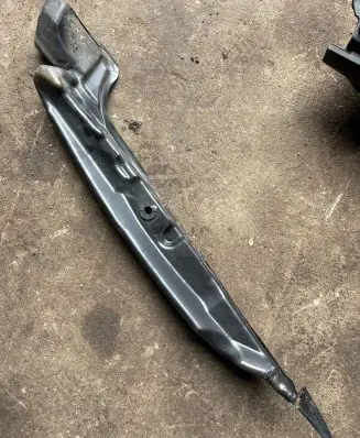 Volvo S60 Fender foam support/seal 31265385