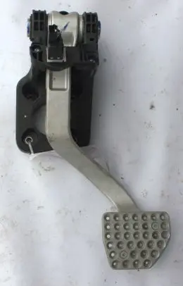 Ferrari F12 Berlinetta Brake pedal