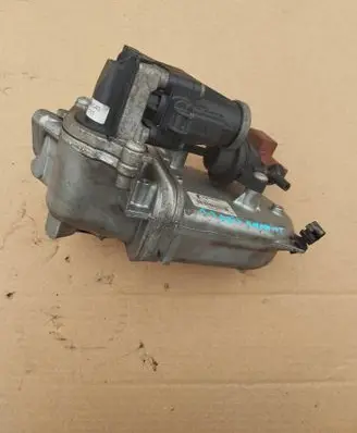 Suzuki Swift II EGR valve cooler 55225297 70144508