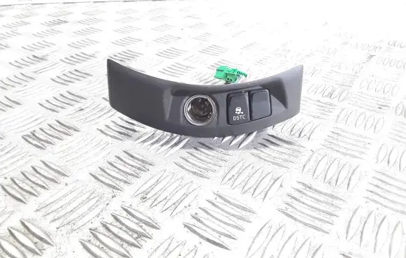 Volvo V50 ESP (stability program) switch 8691530 19206 8686026