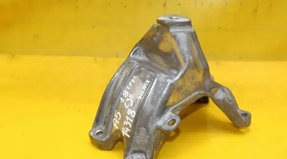 Audi A5 8T 8F Engine mounting bracket 8K0199308CH
