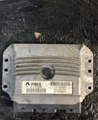 Renault Megane II Engine control unit/module 8200298457 215842882A 8200321263