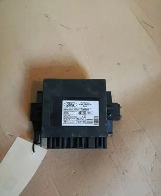 Ford Focus Comfort/convenience module 98AG15K600DD