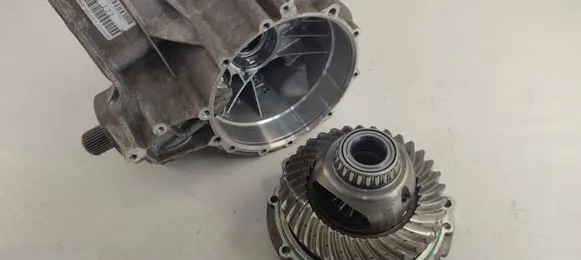 Audi Q7 4M Front differential S072D2127 ZF44813380292447B 1807104N2