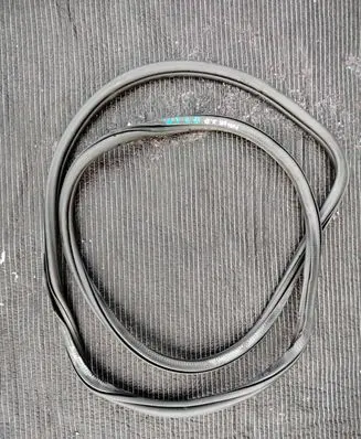Volkswagen Golf VII Front door rubber seal 5G4867911 5G4867912