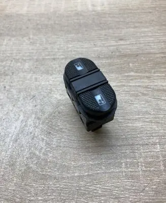 Volkswagen Sharan Electric window control switch 7M0959856 95VW14A157AAW