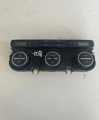 Volkswagen Golf V Climate control unit 74641473