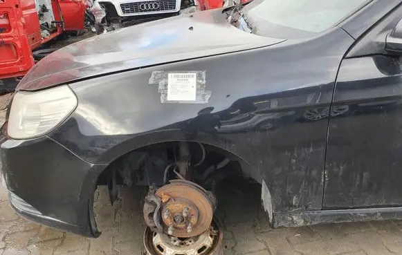 Chevrolet Epica Fender