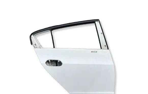 Honda Insight Rear door
