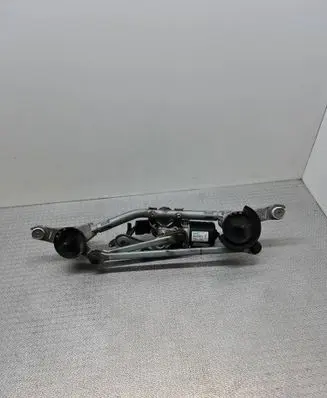 Nissan Juke I F15 Front wiper linkage and motor 288001KA0C W000011639 20131205