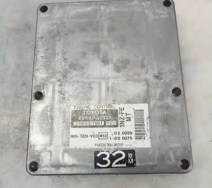 Toyota Yaris Verso Engine control unit/module 8966152321 2110007861 020399