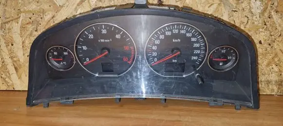 Opel Signum Speedometer (instrument cluster) 13159797bl