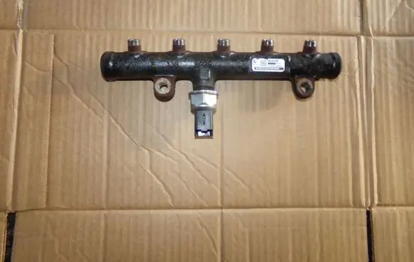 Fuel main line pipe