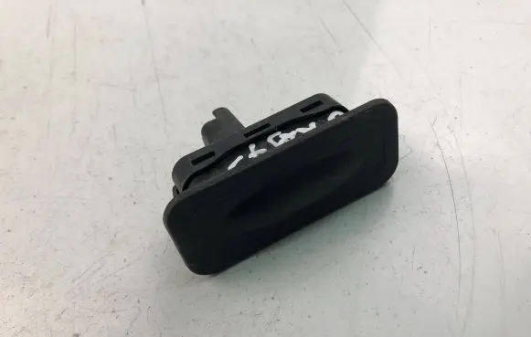 Renault Captur Tailgate/trunk/boot exterior handle 8200076256