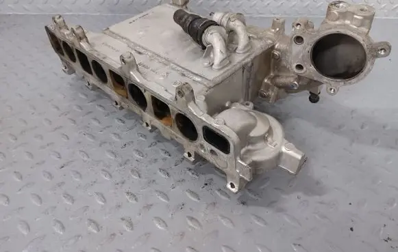 Skoda Karoq Intake manifold 05L129766R 05L129711R