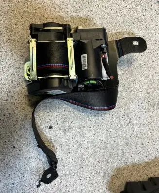 BMW M4 F82 F83 Front seatbelt 8058484