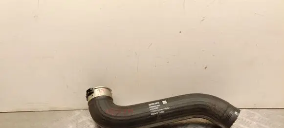 Volvo XC40 Intercooler hose/pipe 32224397 8888821433