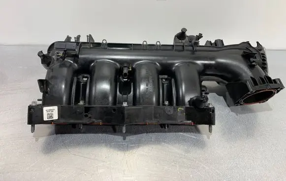 Mercedes-Benz A W176 Intake manifold A2700900737