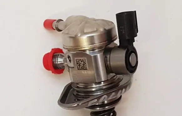 Ford Focus Fuel injection high pressure pump H6BG9D376AA