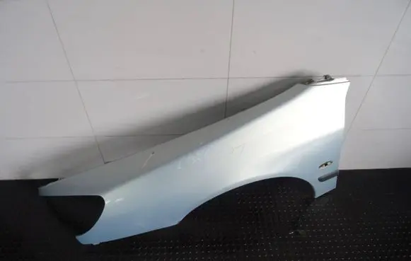 Peugeot 607 Fender