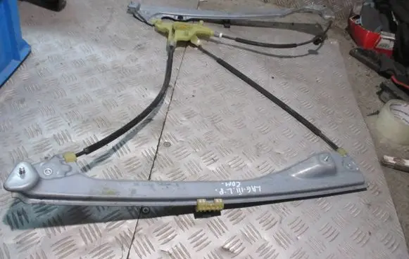 Renault Laguna III Front door manual window regulator 989651108 279073 0106120830