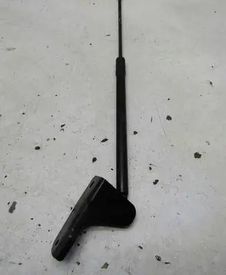Peugeot 3008 II Tailgate strut 9811547680