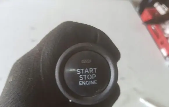 Engine start stop button switch