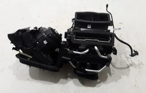Volvo S90, V90 Interior heater climate box assembly housing 31497561