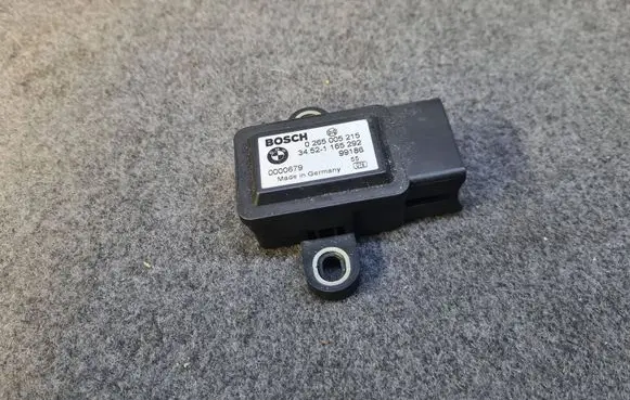 BMW 7 E38 ESP acceleration yaw rate sensor 34521165292 0265005215 0000679