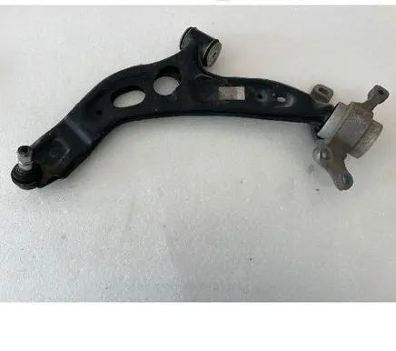 BMW X1 F48 F49 Front lower control arm/wishbone 
