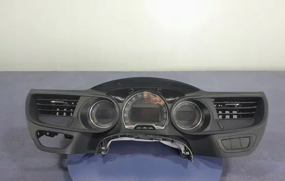 Citroen C5 Speedometer (instrument cluster) 9666330580
