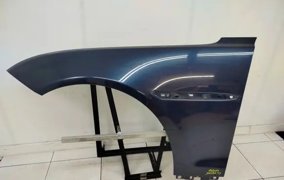 Jaguar XJ X351 Fender