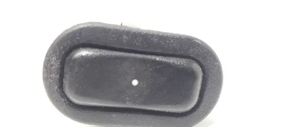 Opel Zafira A Electric window control switch 90561388 13363100