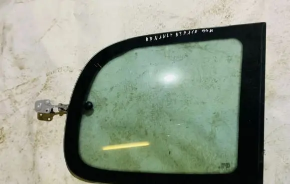 Rear side window
