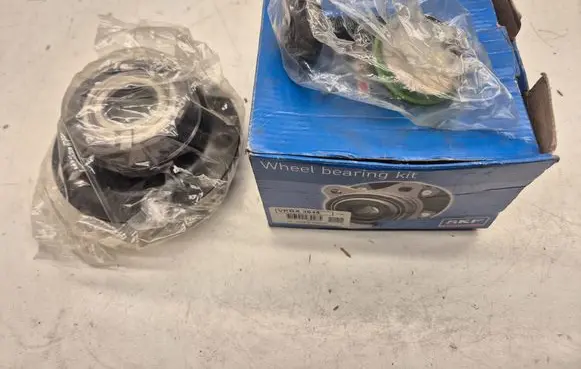 Audi Q3 F3 Rear wheel ball bearing VKBA3644 316572239