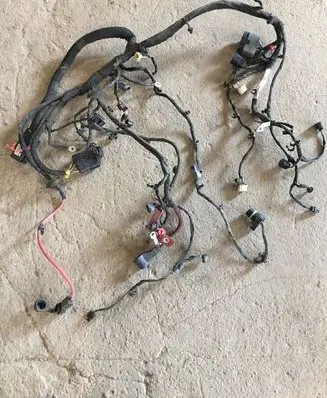 Dodge Challenger Engine installation wiring loom 68214189AD