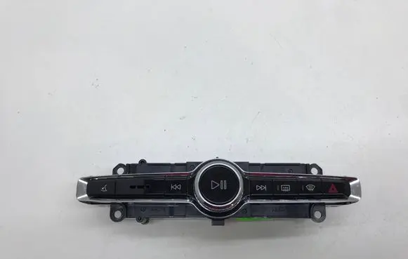 Volvo XC90 Head unit multimedia control P31346790 18W101 T18100019301