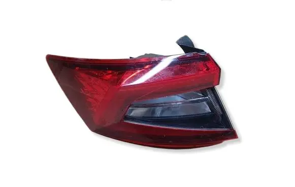 Skoda Karoq Rear/tail lights 57A945711 19072022