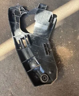 Volvo XC60 Headlight/headlamp mounting bracket 31383886