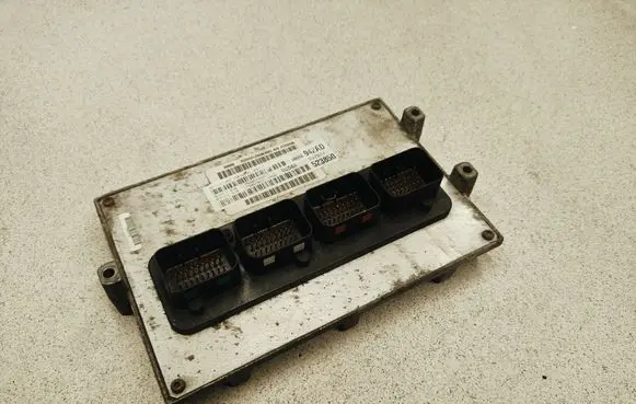Dodge RAM 1500 DR Engine control unit/module 523850 68064 942AD